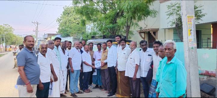 தூத்துக்குடியில் அதிமுக, பாஜக மக்களுக்கு செய்த துரோகங்கள் குறித்து துண்டு பிரசுரங்களை பொதுமக்களுக்கு விநியோகம் செய்த 48 வது வார்டு திமுக நிர்வாகிகள்!!