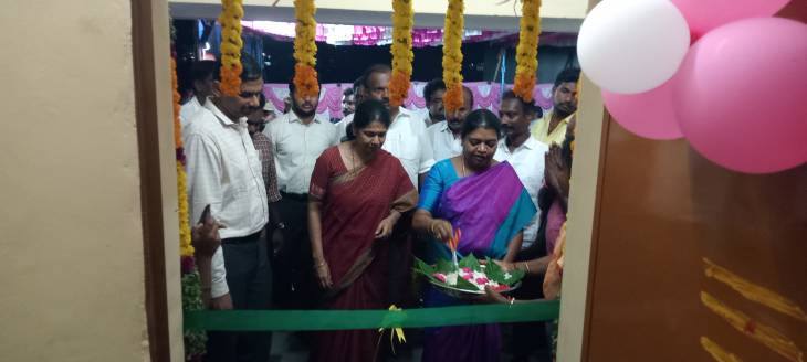 தூத்துக்குடியில் பாராளுமன்ற தொகுதி மேம்பாட்டு நிதியிலிருந்து அங்கன்வாடி மையம், நியாய விலை கடைளை பொதுமக்கள் பயன்பாட்டிற்காக எம்.பி. திறந்து வைத்தார்!!