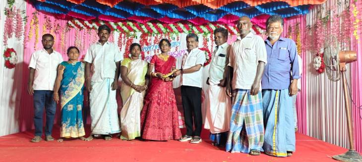 ஒட்டப்பிடாரம் ஊராட்சி ஒன்றியம் கே. கைலாசபுரம் கிளை கழக செயலாளர் இல்ல பூப்புனித நீராட்டு விழா - சண்முகையா எம்எல்ஏ நேரில் சென்று வாழ்த்து!!