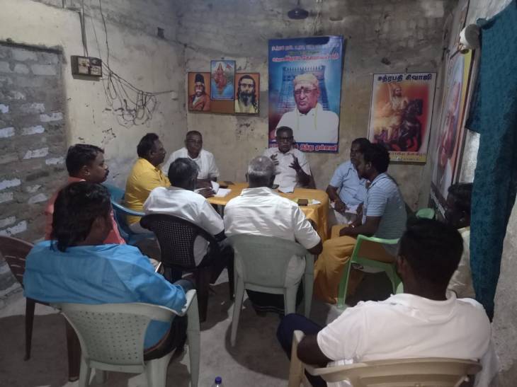 தூத்துக்குடி எட்டையாபுரம் பகுதியில் இந்து முன்னணி வடக்கு மாவட்டம் சார்பில் நடைபெற்ற செயற்குழு கூட்டத்தில் விநாயகர் சதுர்த்தியை சிறப்பாக நடத்துவது குறித்து ஆலோசனை!!