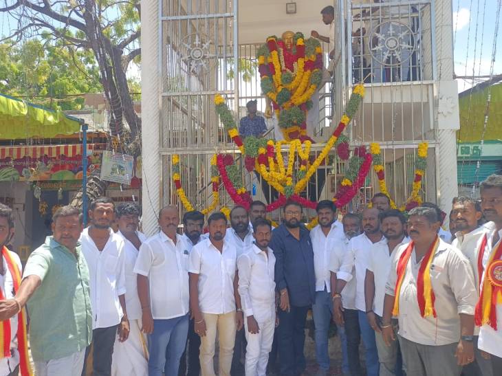 தூத்துக்குடியில் கர்ம வீரர் காமராஜரின் 123 வது பிறந்தநாளை முன்னிட்டு மூலக்கரை என். வெங்கடேச பண்ணையார் நற்பணி மன்றம் சார்பில் மரியாதை!!