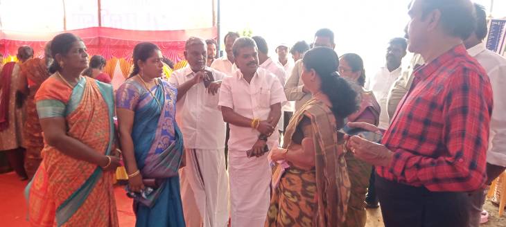 குமாரகிரி ஊராட்சி சிறுப்பாடு மற்றும் சவேரியார்புரம் கிராம மக்களுக்காக நடைபெற்ற "உங்களுடன் ஸ்டாலின்" முகாமினை பார்வையிட்டார் சண்முகையா எம்எல்ஏ!!