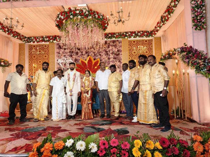 தூத்துக்குடி தொழிலதிபா் இல்லத்திருமண விழா மேயர் ஜெகன் பொியசாமி நோில் வாழ்த்து!!
