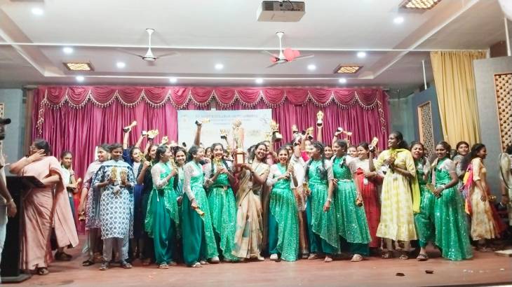 தூத்துக்குடி தூய மரியன்னை கல்லூரியில் மூன்று நாட்கள் " மரியின் கலை விழா" நடைபெற்றது!!