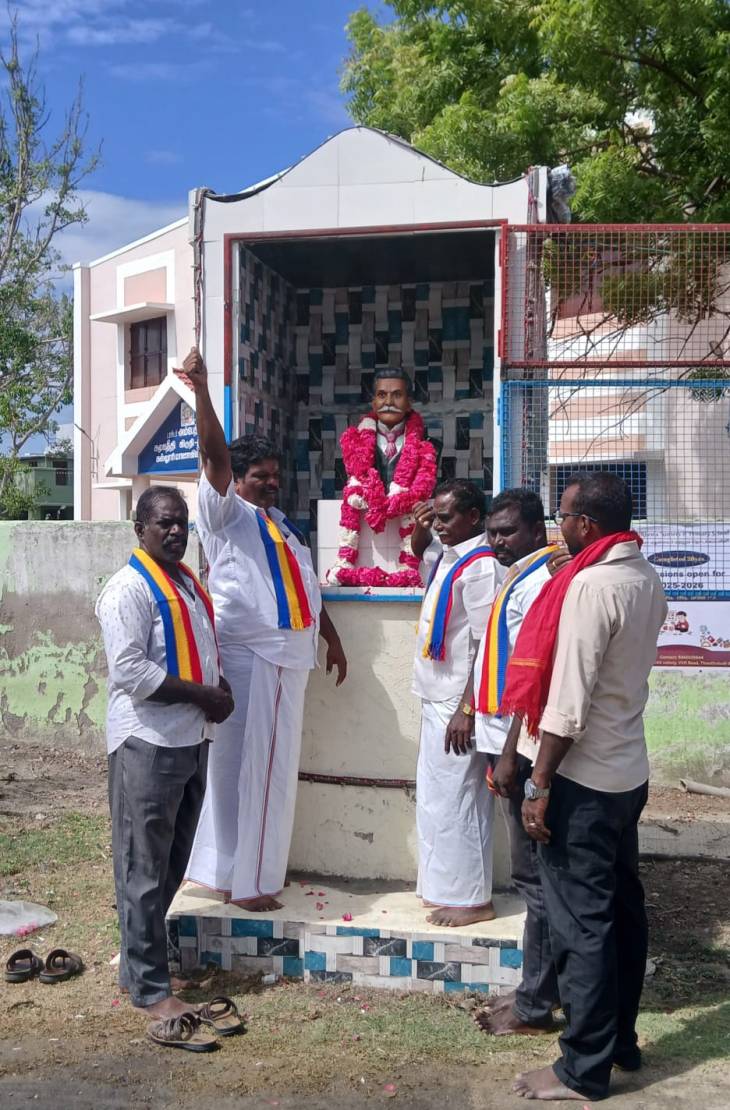 இரட்டைமலை சீனிவாசனாருக்கு பாட்டாளி மக்கள் கட்சியின் மரியாதை வணக்கம்!!