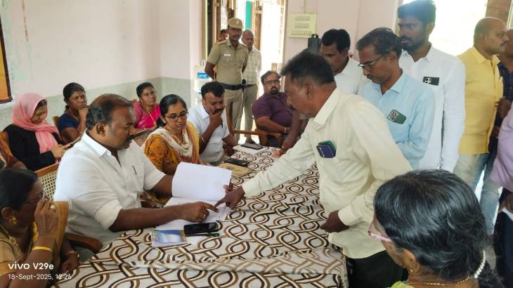 குடியிருப்பு பட்டா பாதுகாப்பு விவகாரம் – மாநகராட்சி ஆணையர், மேயரிடம் மனு!!