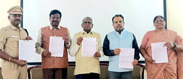 தூத்துக்குடியில் பெண்கள் பாதுகாப்பு – இணைய குற்றங்கள் குறித்த விழிப்புணர்வு கருத்தரங்கம்!
