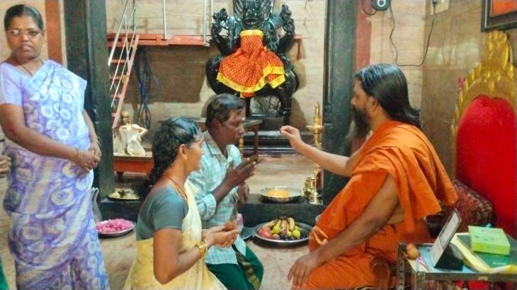 அய்யனடைப்பு கோரம்பள்ளம் பிரத்தியங்கிராதேவி பீடத்தில் புரட்டாசி 5-ஞாயிறு அமாவாசை சிறப்பு அபிஷேகமும் மகாயாகமும்!!
