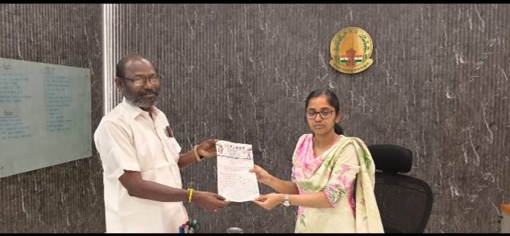 முத்தையாபுரம் பகுதியில் ஆக்கிரமிப்பு அகற்ற நடவடிக்கை கோரி புரட்சி பாரதம் கட்சியினர் மனு!!
