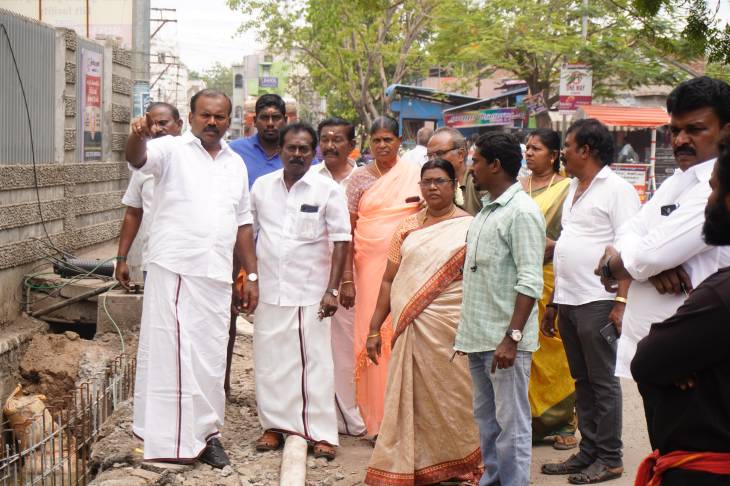 மேயர் ஜெகன் பெரியசாமி பார்வையிட்டு ஆய்வு செய்தார்!!