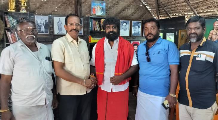 “தூத்துக்குடியில் ஆன்மீக பெருமைக்கு சிறப்பு மரியாதை: PMT இசக்கிராஜா தேவரை சந்தித்தது சமத்துவ மக்கள் கழகம்”
