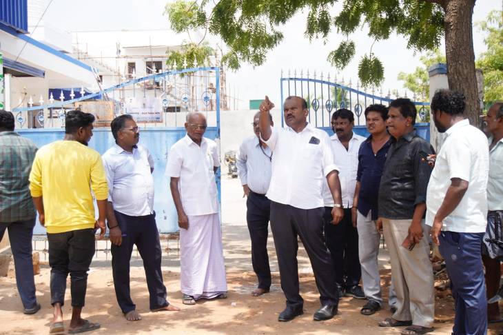 “தண்ணீர் தட்டுப்பாடு தீர்க்கப் பாய்ந்தார் மேயர்!” — தனசேகரன் நகர் குடிநீர் பிரச்சனைக்கு நேரில் ஆய்வு!!