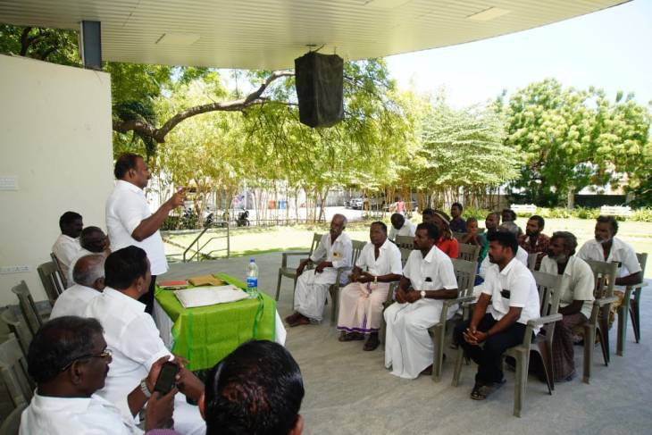 தூத்துக்குடி உப்பளத் தொழிலாளர்களுக்கு போனஸ் வழங்கிய மேயர் ஜெகன் பெரியசாமி!