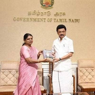 சமூக நலத்துறை வழியாக குழந்தைகள், மாணவிகள் மற்றும் மகளிர் நலனுக்காக தமிழக அரசு நிறைவேற்றிய மகத்தான சாதனைகள்!!