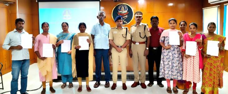 கருணை அடிப்படையில் அரசு பணி – தூத்துக்குடியில் 7 பேருக்கு நியமன ஆணைகள் வழங்கல்!!