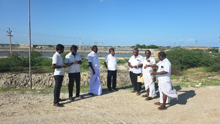 எம்.சி. சண்முகையா எம்எல்ஏ – தருவைகுளம் ஊரணியில் வடிகால் அமைக்கும் இடத்தை நேரில் பார்வையிட்டார்!!
