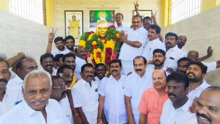 பசும்பொன் தேவர் ஜெயந்தி விழா உற்சாகம் — எஸ்.பி. சண்முகநாதன் தலைமையில் அதிமுகவினர் மரியாதை!!
