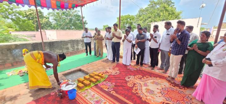 எம்.சி.சண்முகையா எம்எல்ஏ முன்னிலையில் ஒட்டப்பிடாரம் தொகுதியில் வளர்ச்சி பணிகள் வேகமெடித்தன!