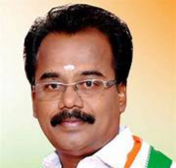 “பொன் ராதாகிருஷ்ணன் கருத்து தரம் தாழ்ந்தது!” — தூத்துக்குடி காங்கிரஸ் தலைவர் முரளிதரன் கடும் கண்டனம்!!