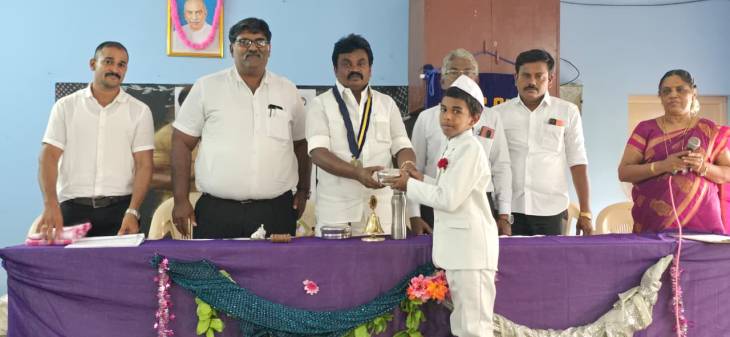 தூத்துக்குடி டி.சவேரியார்புரம் பள்ளியில் குழந்தைகள் தின விழா சிறப்பாக கொண்டாட்டம்!!