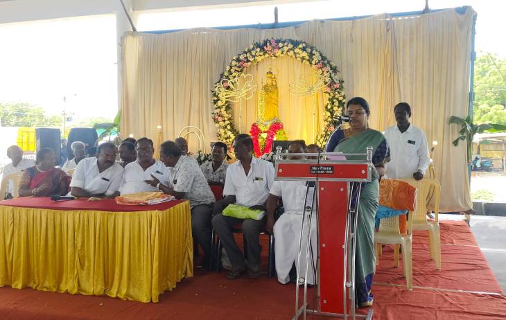 உலக மீனவர் தினத்தில் சமூக நலத்துறை அமைச்சர் கீதா ஜீவன் கலந்து கொண்ட விழா – தூத்துக்குடி துறைமுகம் உற்சாகம்!!
