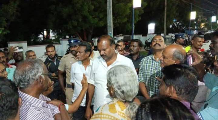 “மழைக்கால நெருக்கடியில் மக்களுடன் கவுன்சிலர் ரெங்கசாமி – நீர்தேக்கம் பிரச்சினை தீர்க்க அவசர நடவடிக்கைகள் தீவிரம்”
