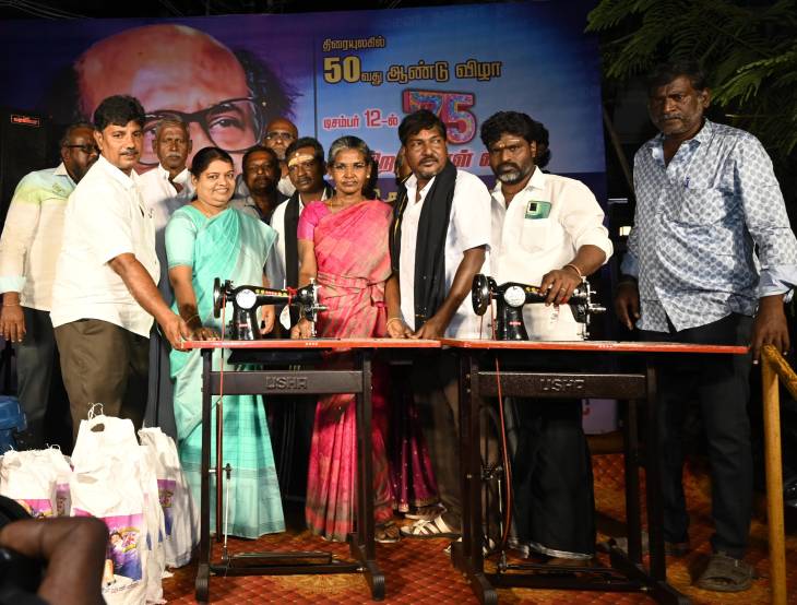 ரஜினிகாந்தின் 75வது பிறந்தநாளில் நலத்திட்ட உதவிகள் வழங்கிய அமைச்சர் கீதாஜீவன் – “ஆன்மீகமும் நடிப்பும் ரஜினியை சூப்பர் ஸ்டாராக நிலைநிறுத்தியது”
