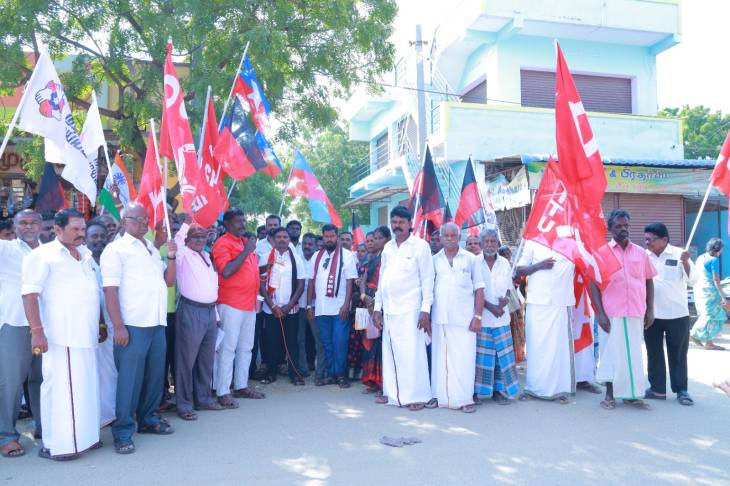100 நாள் வேலைத் திட்டத்தில் காந்தி பெயர் நீக்கம் – ஒன்றிய அரசைக் கண்டித்து மாப்பிள்ளையூரணியில் திமுக தலைமையில் மாபெரும் ஆர்ப்பாட்டம்!!