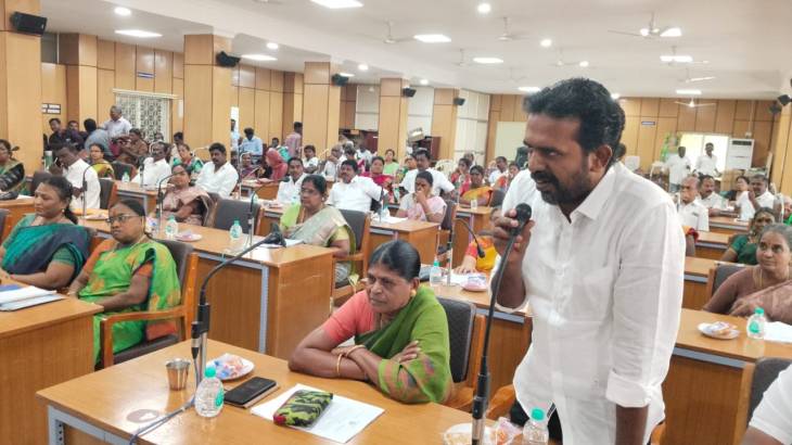 “மழை–வெயிலில் உழைக்கும் பத்திரிகையாளர்களுக்கு வீட்டு மனை எங்கே?” மாநகராட்சி கூட்டத்தில் அதிமுக கவுன்சிலர் மந்திரமூர்த்தி அதிரடி கேள்வி!!