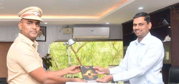 புதிய எஸ்பி சிலம்பரசன் – மாவட்ட ஆட்சியருடன் மரியாதை நிமித்தமான சந்திப்பு!!