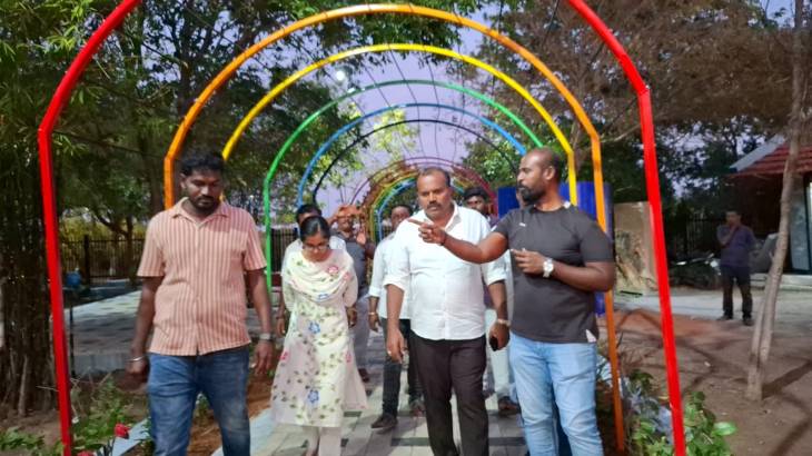 பொங்கல் உற்சாகத்தில் தூத்துக்குடி – மேயர் ஜெகன் பெரியசாமி தொடங்கி வைத்த கோலப் போட்டி, திறந்து வைத்த எக்கோ பார்க் படகு குழாம்!!