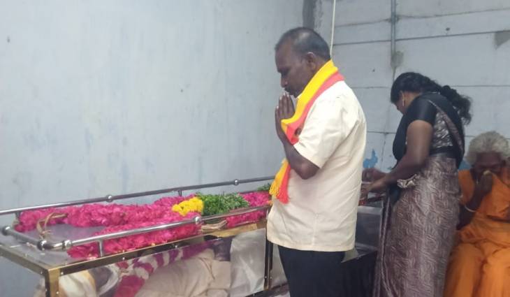 மாவீரர் வீரபாண்டிய கட்டபொம்முவின் நேரடி வாரிசு வீமராஜா மறைவுக்கு விடுதலைக் களம் கட்சி தலைவர் கொ.நாகராஜன் அஞ்சலி!!