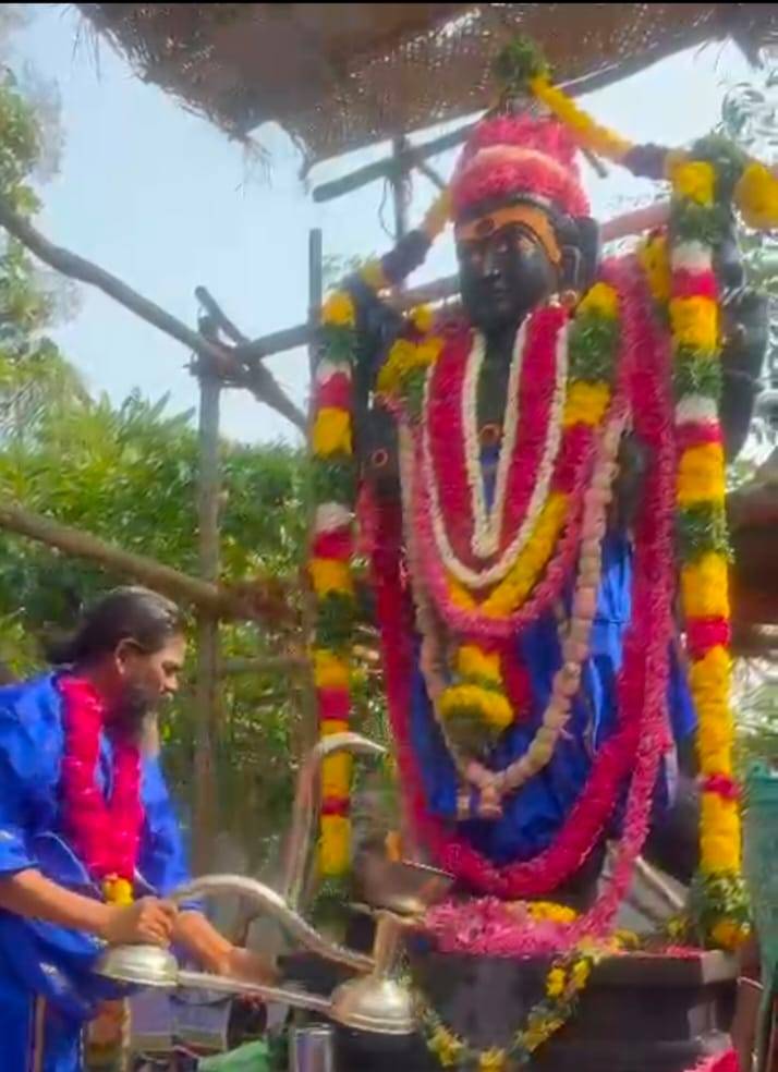 தூத்துக்குடி ஸ்ரீசித்தர் பீடத்தில் சனிப்பெயர்ச்சி விழா – மஹா யாகம், 64 வகை அபிஷேகம், பக்தர்கள் திரளாக பங்கேற்பு!!