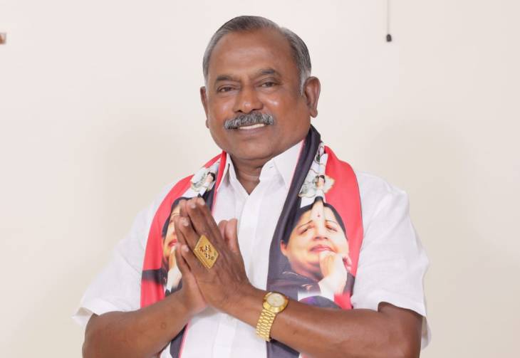 “மக்கள் மனதை கவர்ந்த முன்னாள் அமைச்சர் சி.த. செல்லப்பாண்டியன்… தூத்துக்குடியில் வெற்றிக்கான வலுவான முன்னேற்றம்!”
