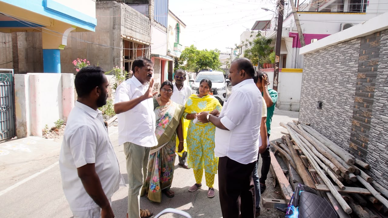 ஜார்ஜ் ரோடு கணேசபுரம் பகுதியில் புதிய சாலை, வடிகால் பணிகளை மேயர் ஜெகன் பெரியசாமி ஆய்வு!!