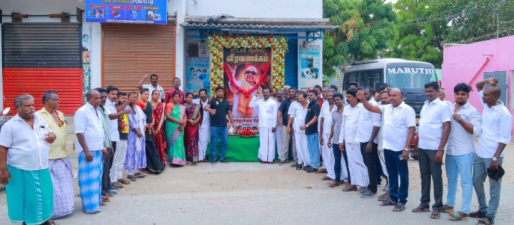மாப்பிள்ளையூரணியில் கலைஞர் 8-ம் ஆண்டு நினைவு நாள் அனுசரிப்பு
வழக்கறிஞர் பால்துரை தலைமையில் திருவுருவப்படத்திற்கு மலர்தூவி மரியாதை!!