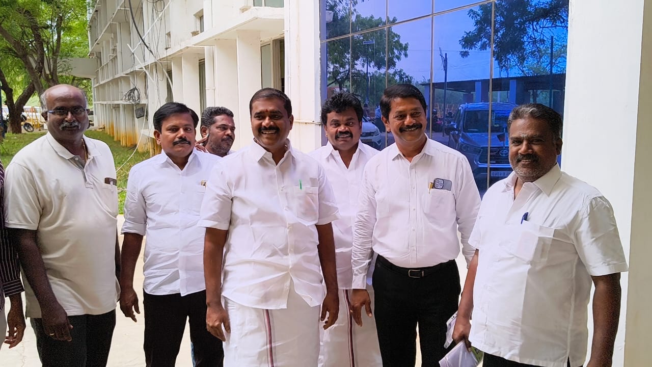 “திமுகவை முடக்க முடியாது… பயப்படும் கட்சியும் அல்ல” – குற்றப்பிரிவு அலுவலகத்தில் கையெழுத்திட்ட மார்க்கண்டேயன் எம்.எல்.ஏ. பரபரப்பு பேட்டி!!