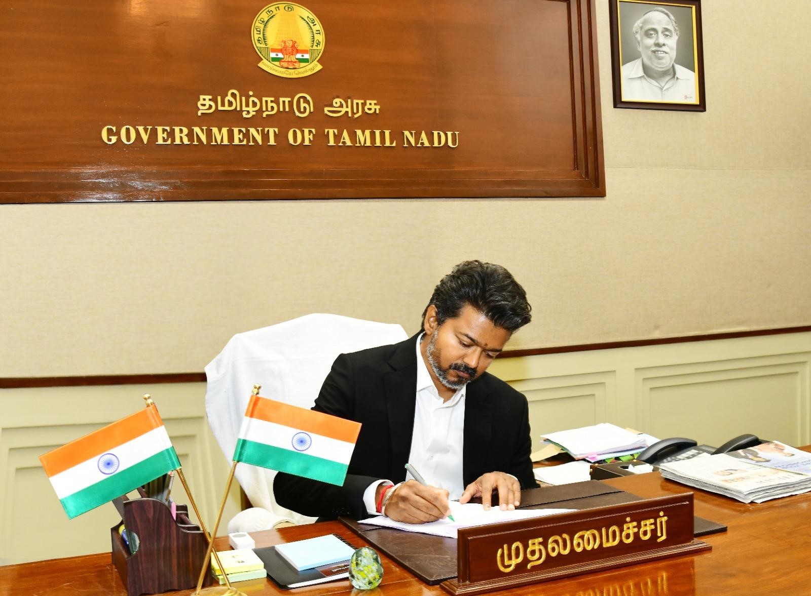 முதல்வருக்கு சிறிய கட்சி தேவை; அமைச்சருக்கு பத்திரிகையாளர்கள் தேவையில்லையா? – தூத்துக்குடி பத்திரிகையாளர்கள் குமுறல்!!