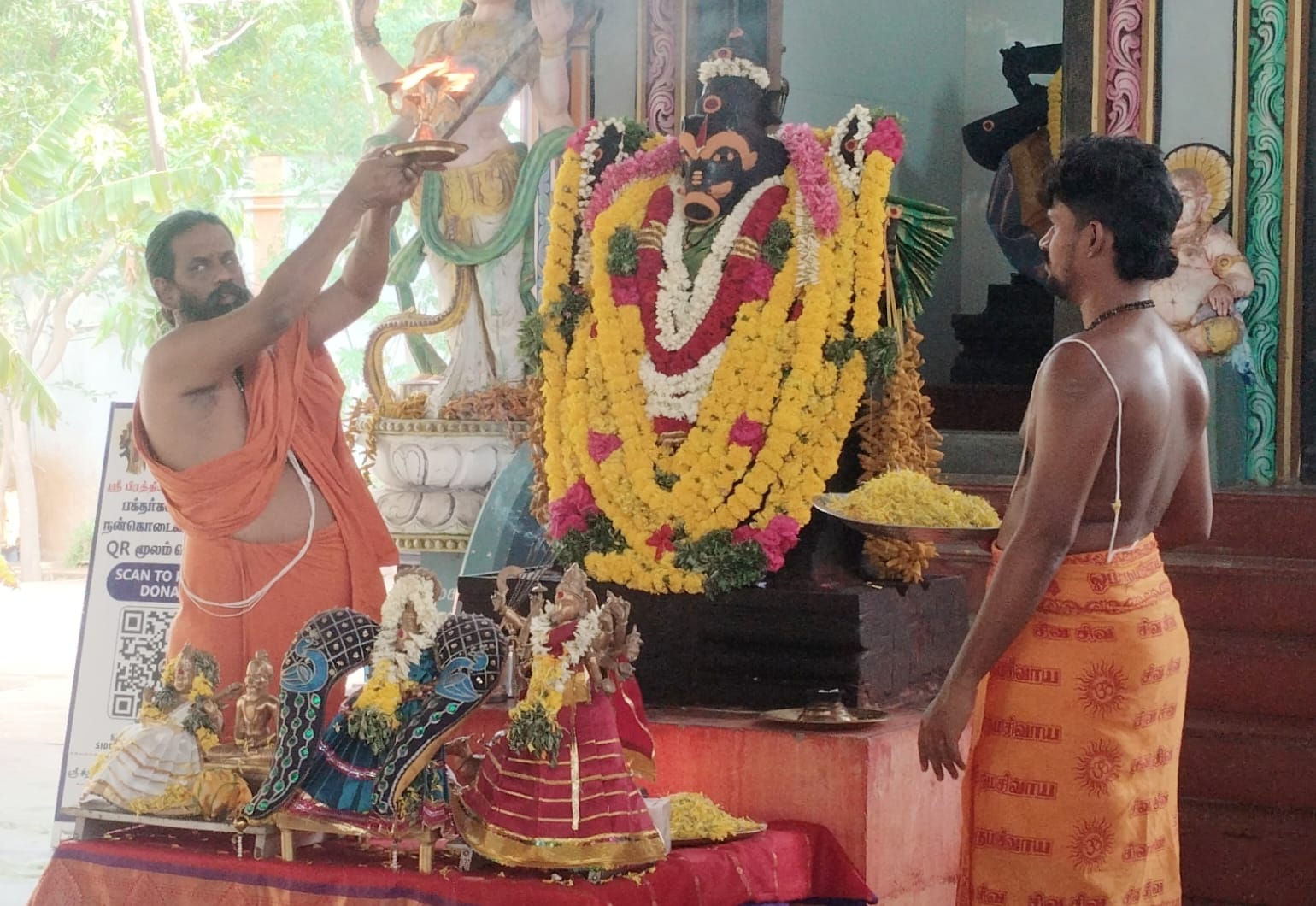 ஸ்ரீசித்தர் பீடத்தில் ஸ்ரீ பிரத்தியங்கிரா தேவி ஆலயத்தில் மகா யாக வழிபாடு!!