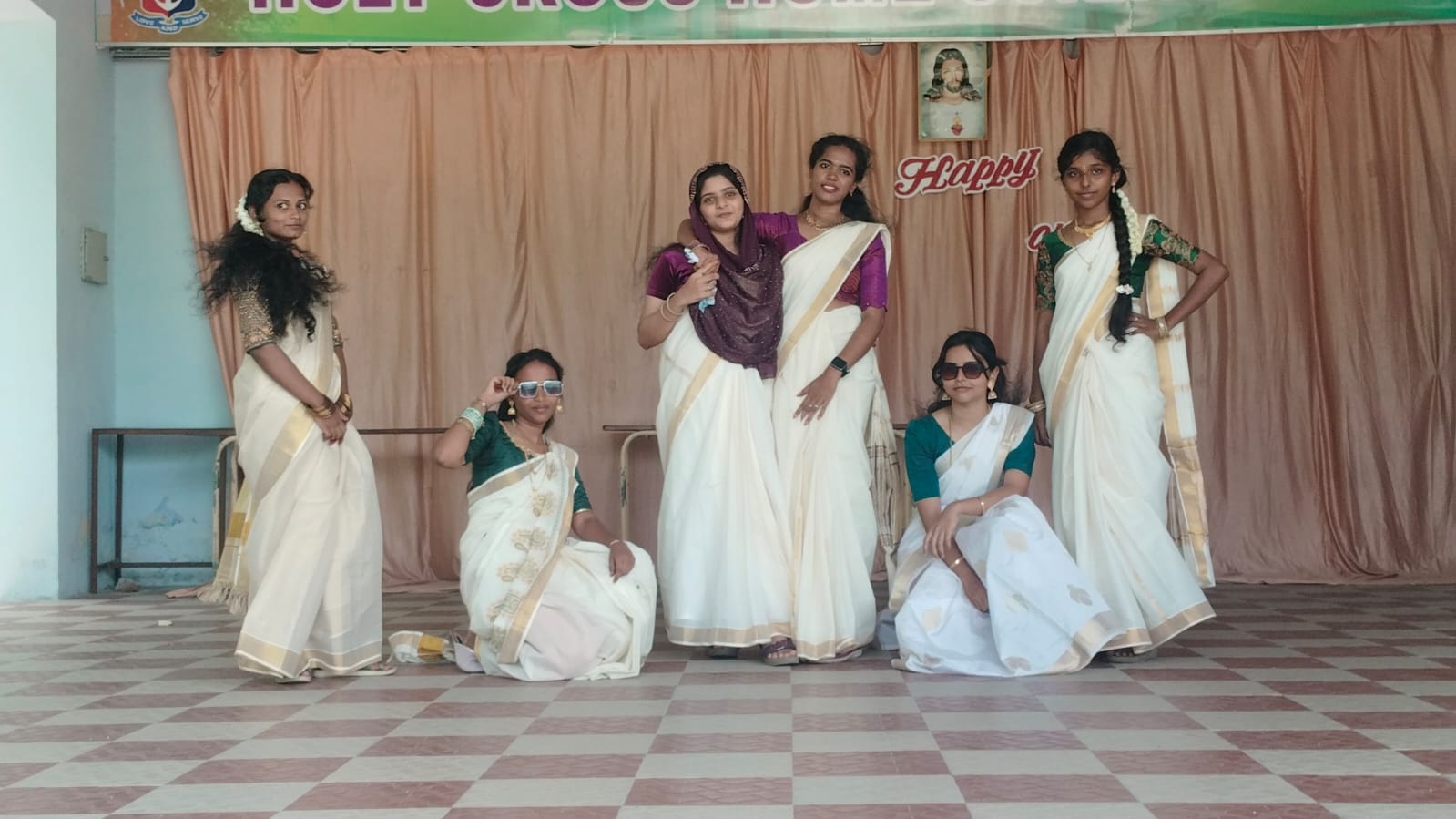 ஹோலி கிராஸ் ஹோம் சயின்ஸ் கல்லூரியில் கோலாகலமாக நடைபெற்ற ஓணம் பண்டிகை விழா!!