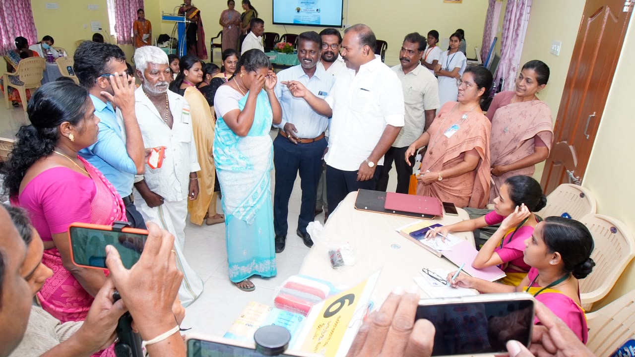 தூய மரியன்னை கல்லூரியில் மாபெரும் இலவச கண் சிகிச்சை முகாம்!!